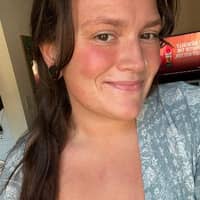 Sitter Profile Image: Livia S.