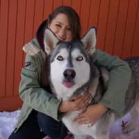 Sitter Profile Image: Tina H.