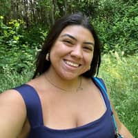 Sitter Profile Image: Raquel R.