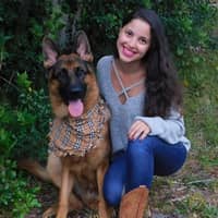 Sitter Profile Image: Nicole L.