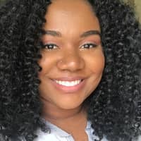 Sitter Profile Image: Ariana W.