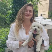 Sitter Profile Image: Yana H.