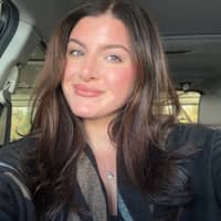 Sitter Profile Image: Catherine H.