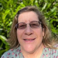 Sitter Profile Image: Elaine S.