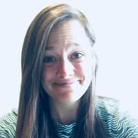 Sitter Profile Image: Julie R.