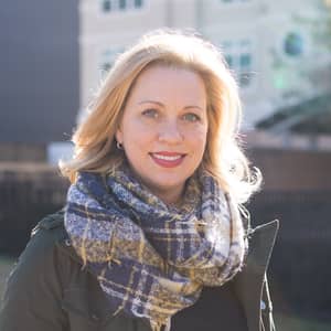 Jennifer B.