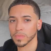 Sitter Profile Image: Luis L.