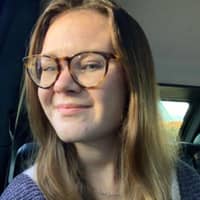 Sitter Profile Image: Olivia O.