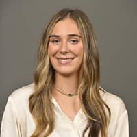 Sitter Profile Image: Olivia V.