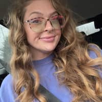 Sitter Profile Image: Marissa V.