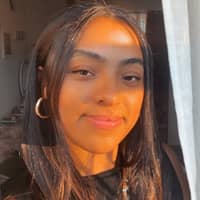 Sitter Profile Image: Deja H.