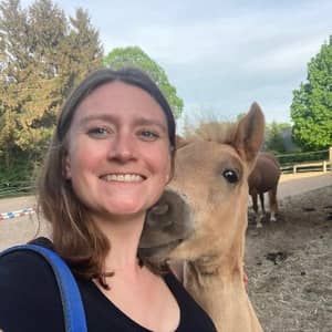 Sitter Profile Image: Alina G.