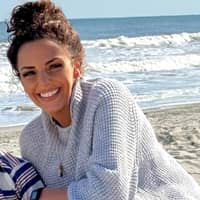 Sitter Profile Image: Regan C.