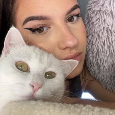 Photo de profil du pet sitter : Charline A.
