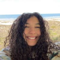 Sitter Profile Image: Elizabeth K.