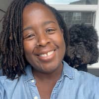 Sitter Profile Image: Tracy A.