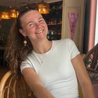 Sitter Profile Image: Zoe M.