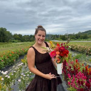 Sitter Profile Image: Ellie V.