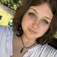 Sitter Profile Image: Chloe C.