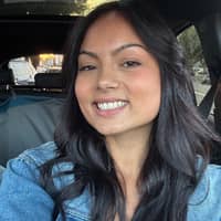 Sitter Profile Image: Lexie B.