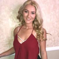 Sitter Profile Image: Nina M.