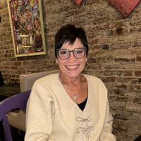 Sitter Profile Image: Sandra O.