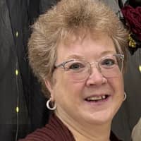 Sitter Profile Image: MeLinda W.