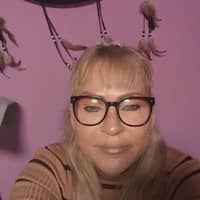 Sitter Profile Image: Jewell Marie H.