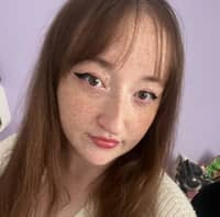 Sitter Profile Image: Evie H.