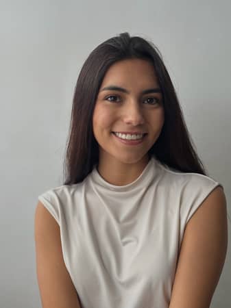 Sitter Profile Image: Enidh Valentina G.