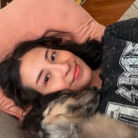 Sitter Profile Image: Melissa V.