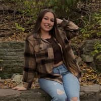 Sitter Profile Image: Alexis H.