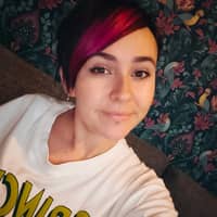 Sitter Profile Image: Rhiannon S.