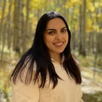 Sitter Profile Image: Angie A.