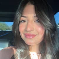 Sitter Profile Image: Amanda V.