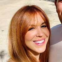 Sitter Profile Image: Lindsey M.