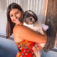 Sitter Profile Image: Caroline V.