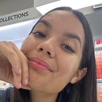 Sitter Profile Image: Daniela V.