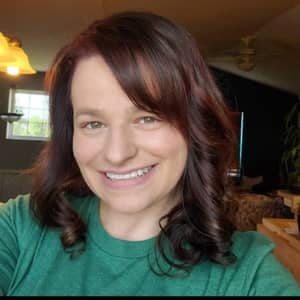 Sitter Profile Image: Dianna E.