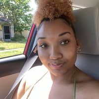 Sitter Profile Image: Victoria S.