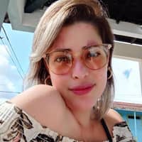 Sitter Profile Image: Evelyn V.