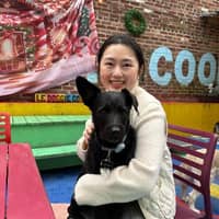 Sitter Profile Image: Jing Z.