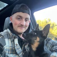 Sitter Profile Image: Joshua R.