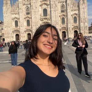 Sitter Profile Image: Ana Paula A.