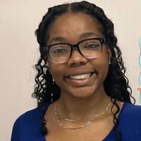 Sitter Profile Image: Alyssa J.