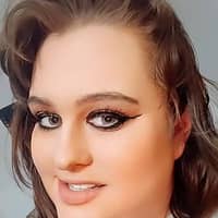 Sitter Profile Image: Taylor D.