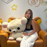 Sitter Profile Image: Lilian T.