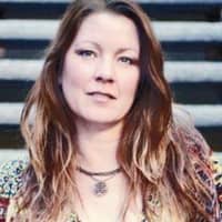 Sitter Profile Image: Shelley J.