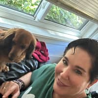 Sitter Profile Image: Julieann R.