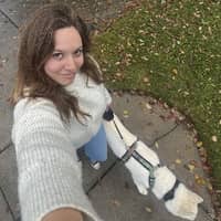 Sitter Profile Image: Taylor H.